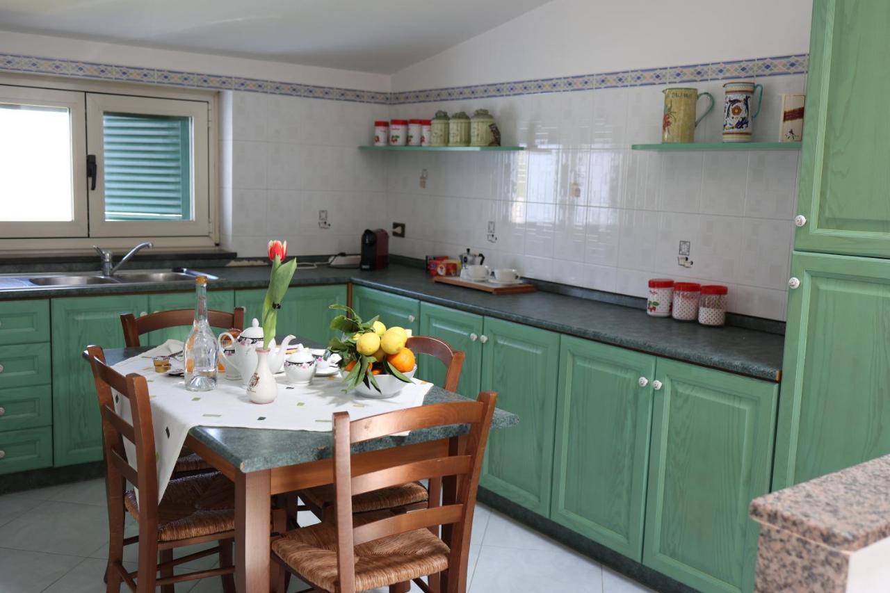 B&B Privileged Pollena Trocchia Exterior foto