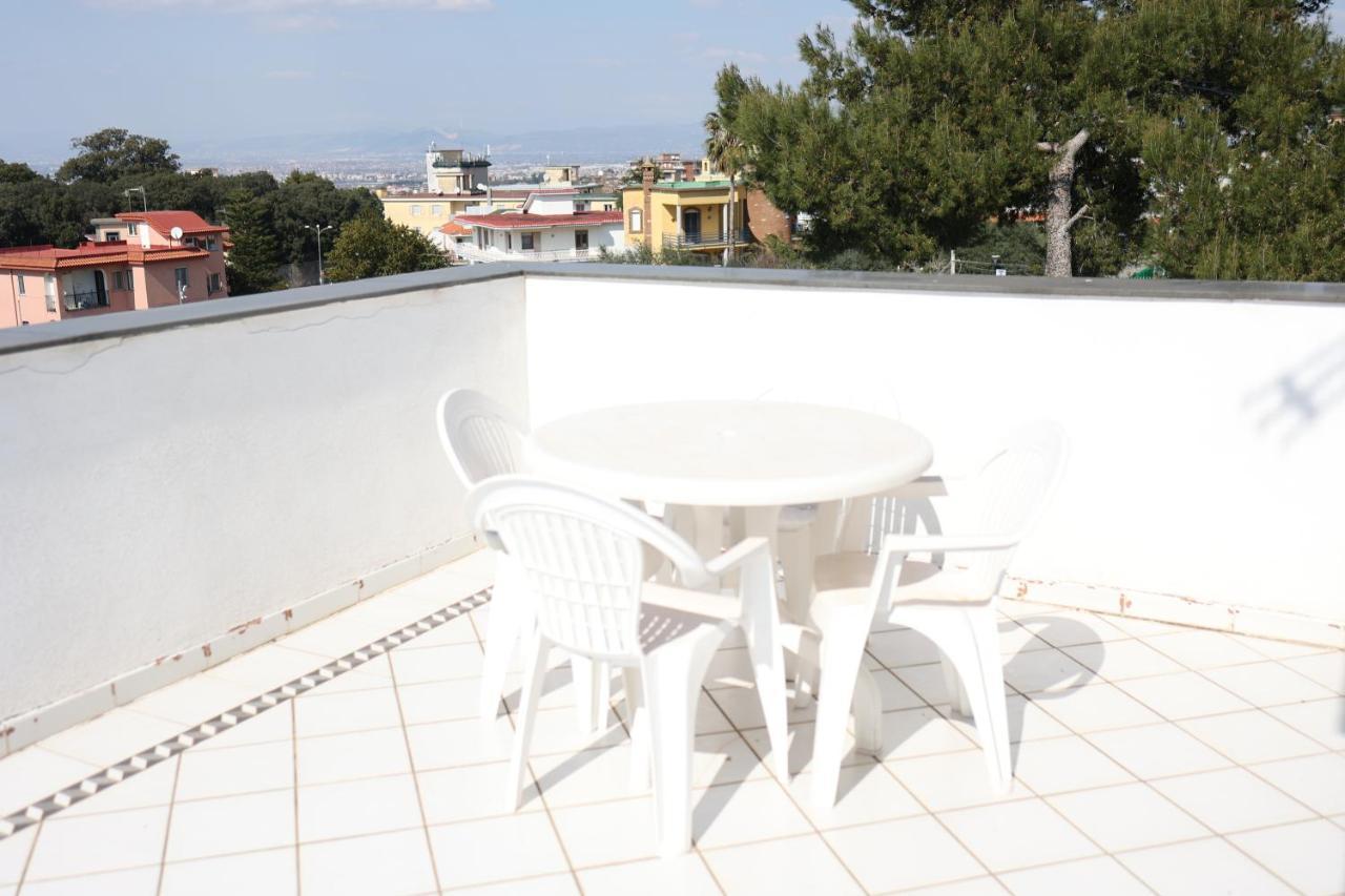 B&B Privileged Pollena Trocchia Exterior foto